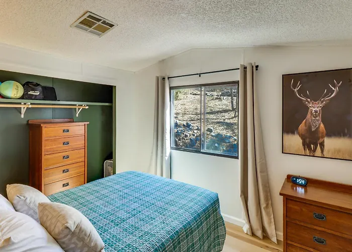 1 Mi To Woodland Lake! W/ Dog-friendly Yard *