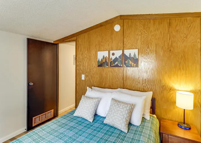 Holiday home 1 Mi To Woodland Lake! W/ Dog-friendly Yard Pinetop-Lakeside